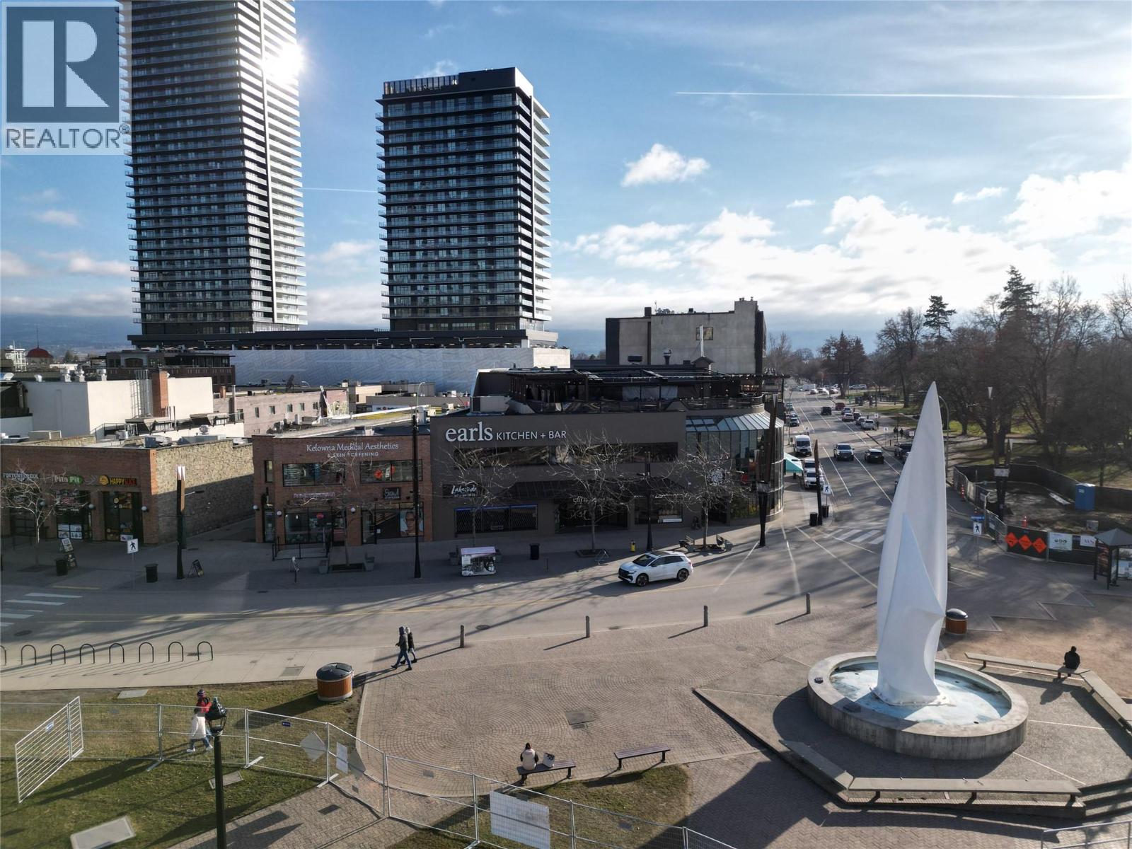  207 Bernard Avenue, Kelowna