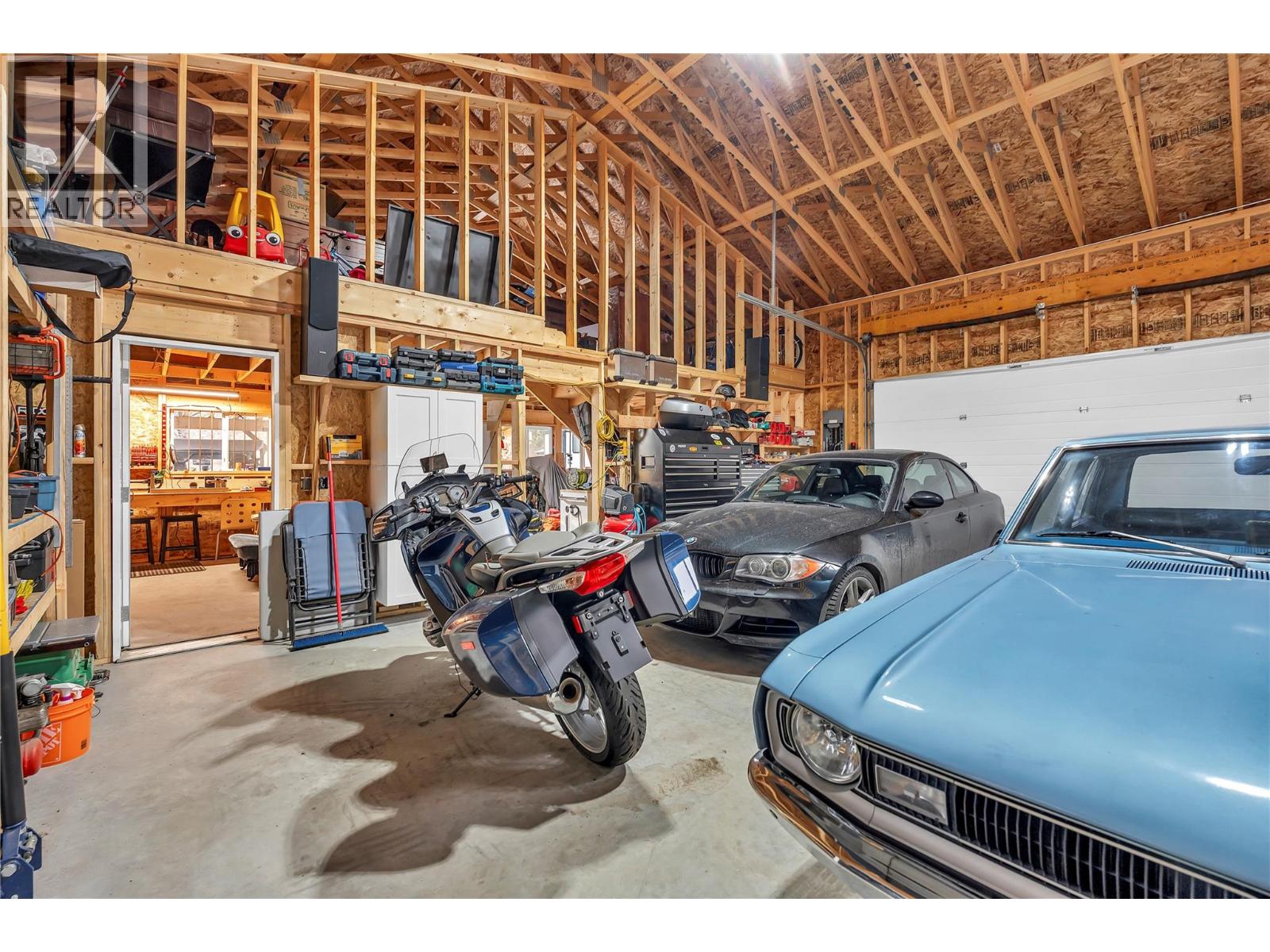 74 Fish Lake Road, Summerland