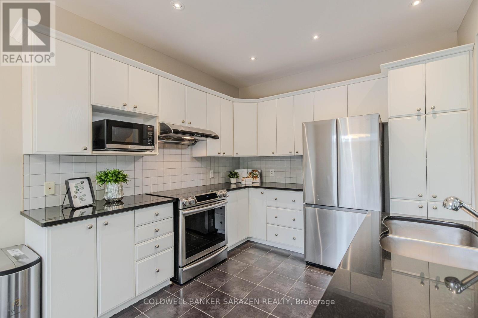 167 KEYROCK DRIVE - 16