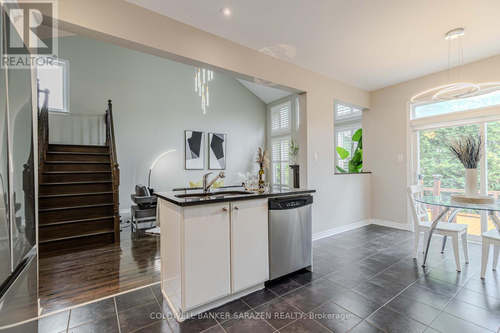 167 KEYROCK DRIVE - 14