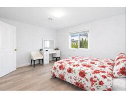 8521 168 Street, Surrey, BC V4N5A6 Photo 13