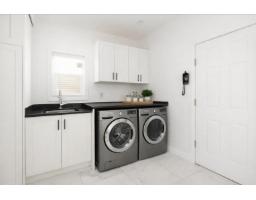 8521 168 Street, Surrey, BC V4N5A6 Photo 9