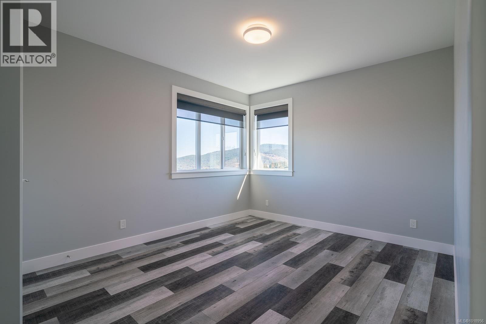 6291 Nevilane Dr, Duncan