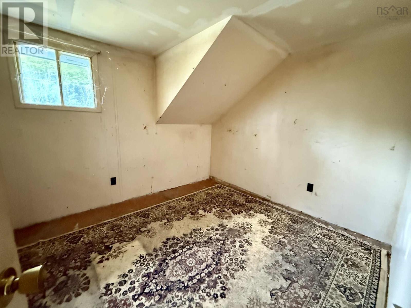 Property 7 of 11 of 487 Saunders Road