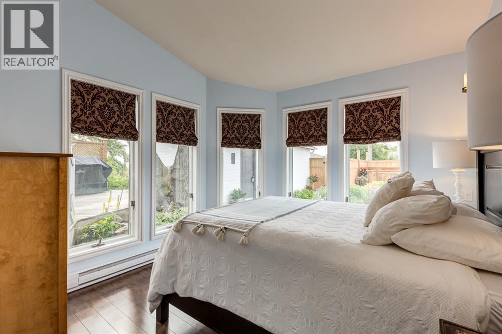 Single Family House Bungalow for Sale in   Avenue SE Ramsay Calgary 