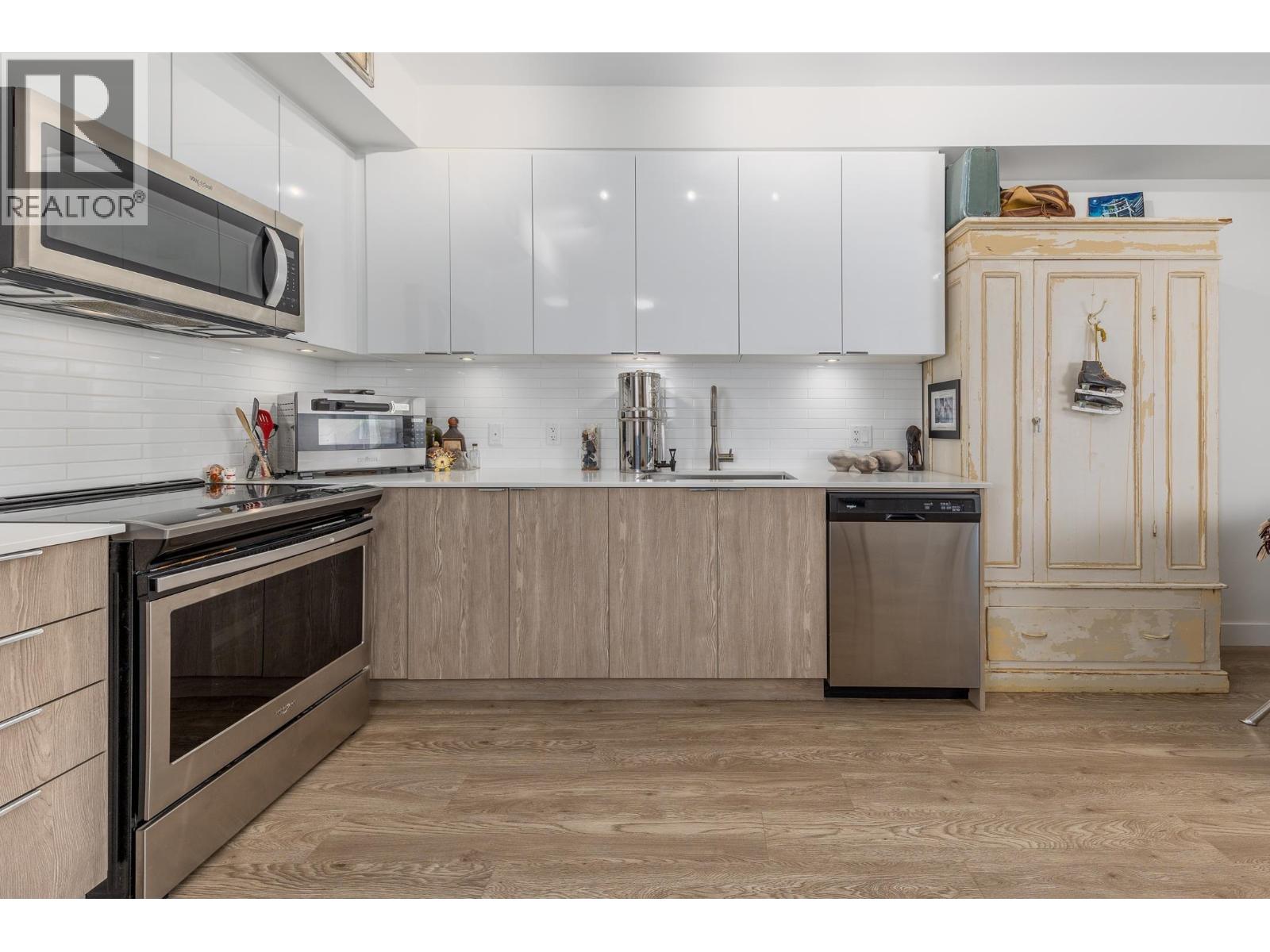 602 37881 CLEVELAND AVENUE, Squamish