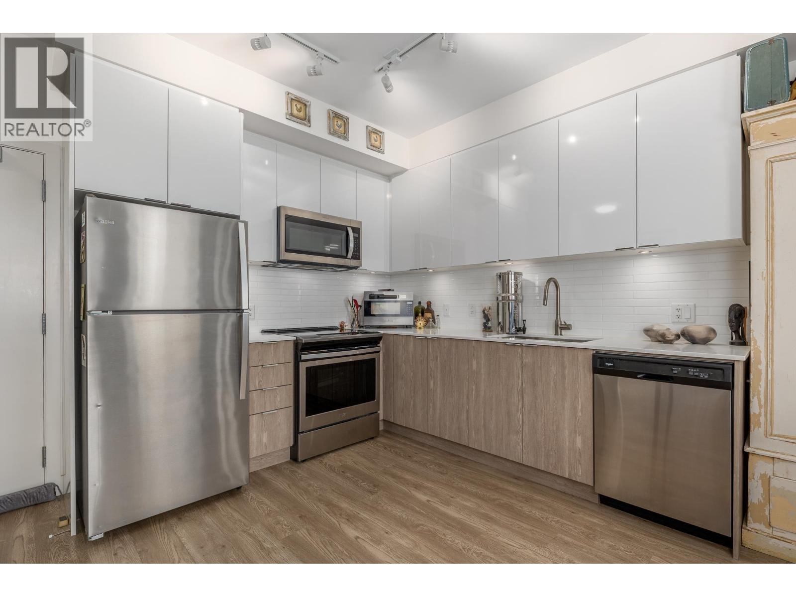 602 37881 CLEVELAND AVENUE, Squamish