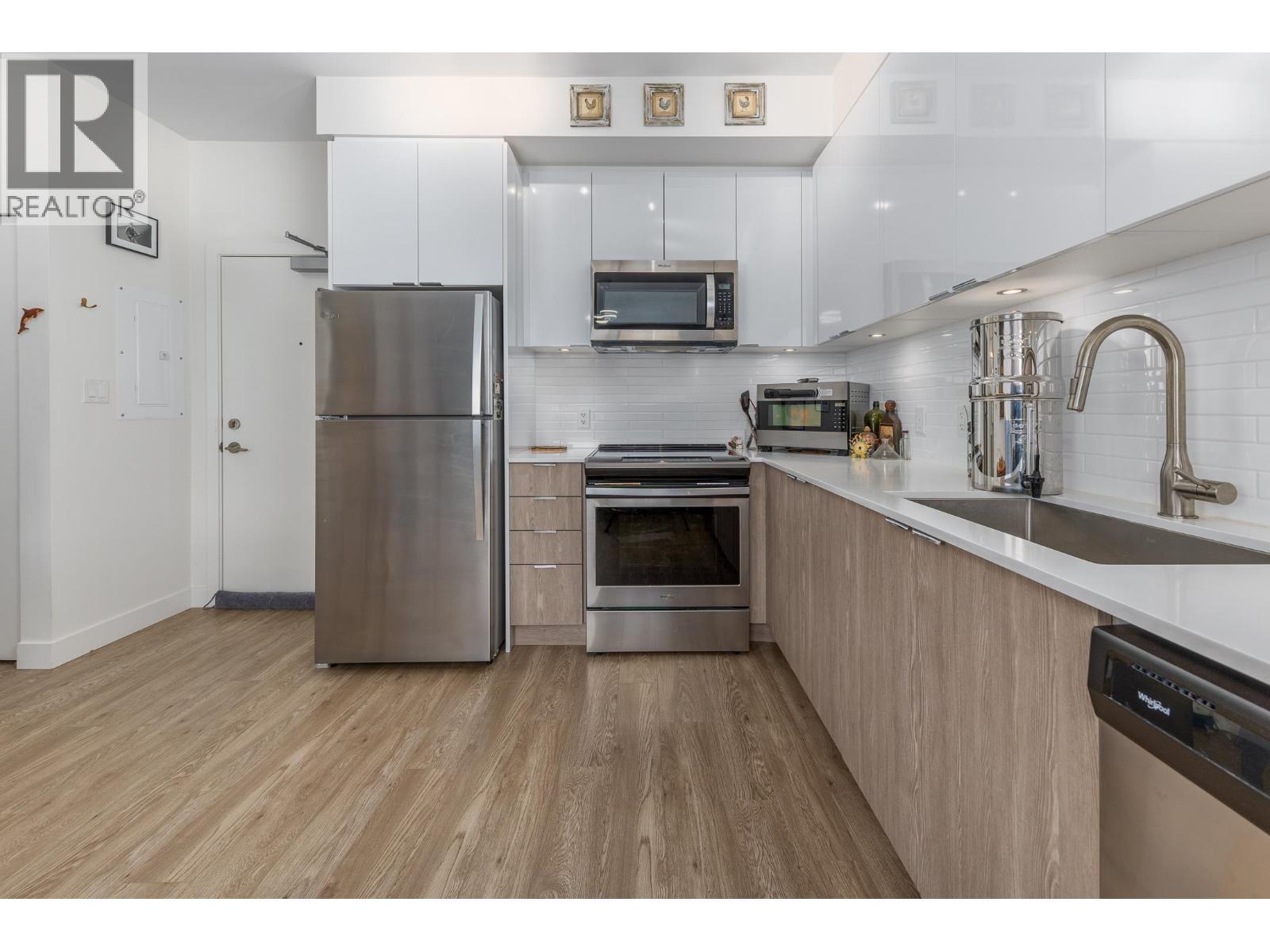 602 37881 CLEVELAND AVENUE, Squamish