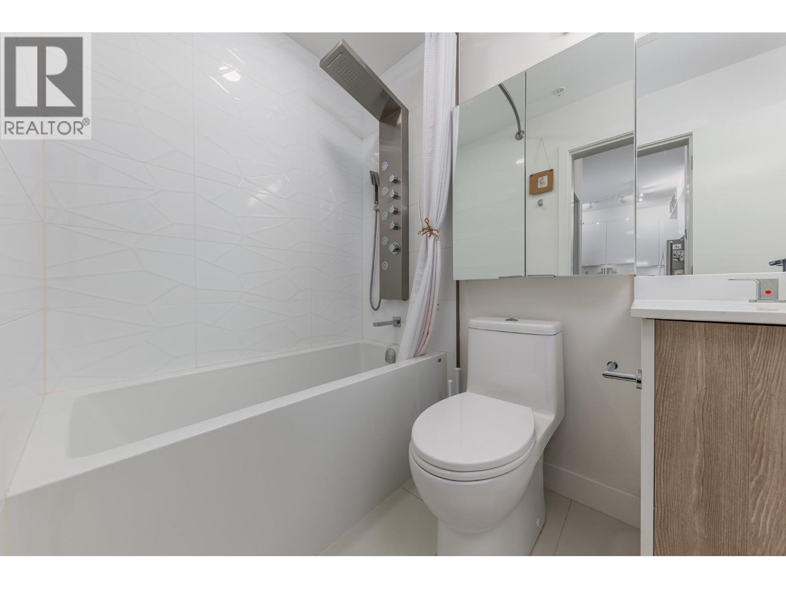 602 37881 CLEVELAND AVENUE, Squamish