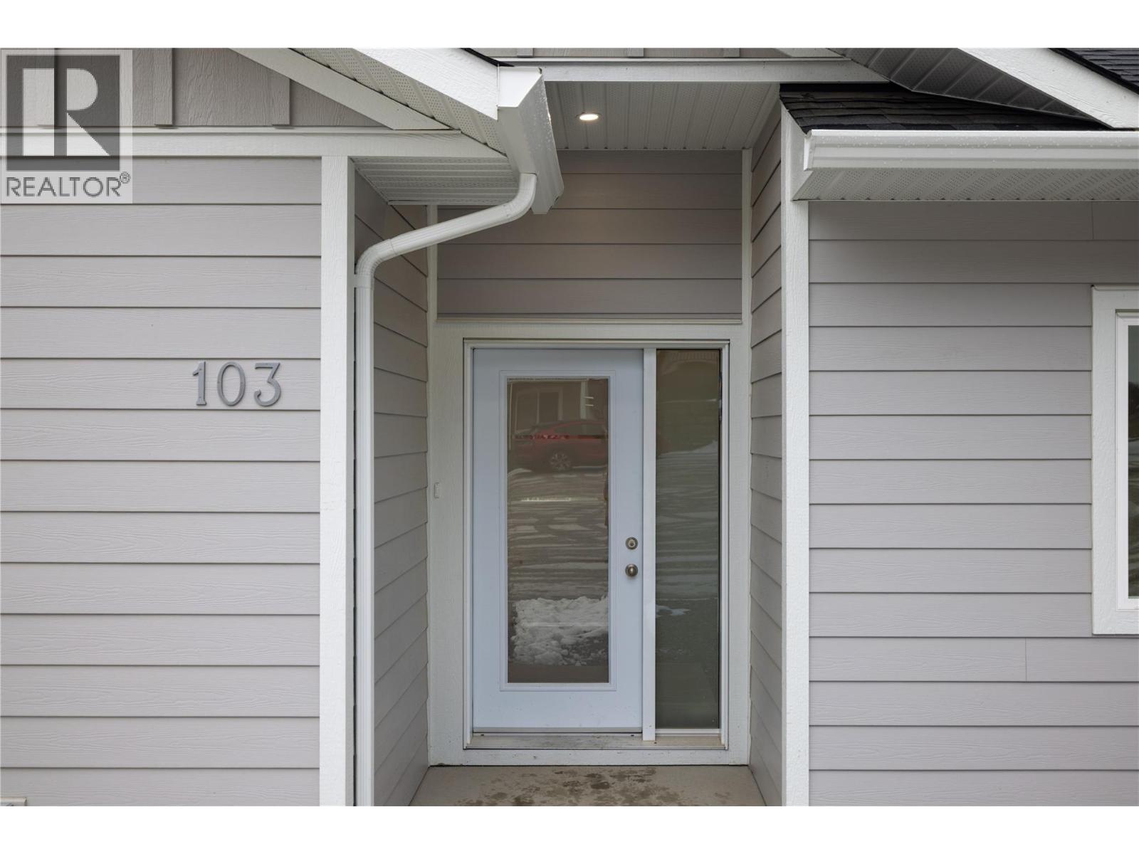 806 Cliff Avenue Unit# 103, Enderby