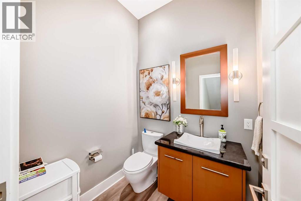 Single Family House for Sale in  A Street SW Richmond Calgary 