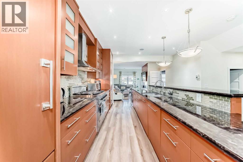 Single Family House for Sale in  A Street SW Richmond Calgary 