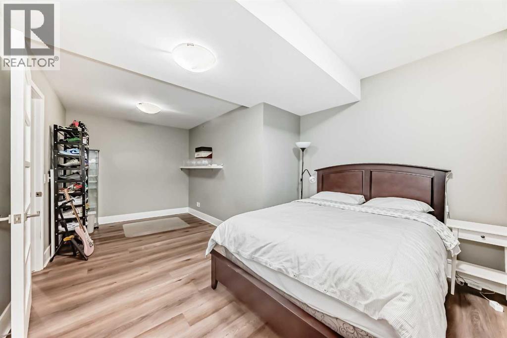 Single Family House for Sale in  A Street SW Richmond Calgary 