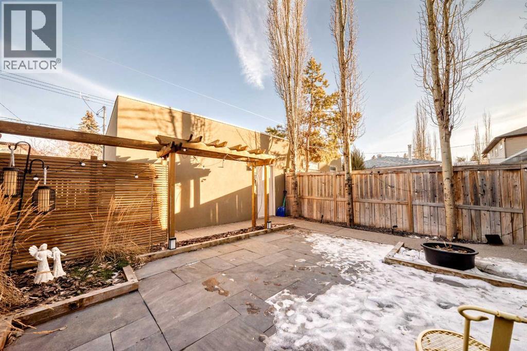 Single Family House for Sale in  A Street SW Richmond Calgary 