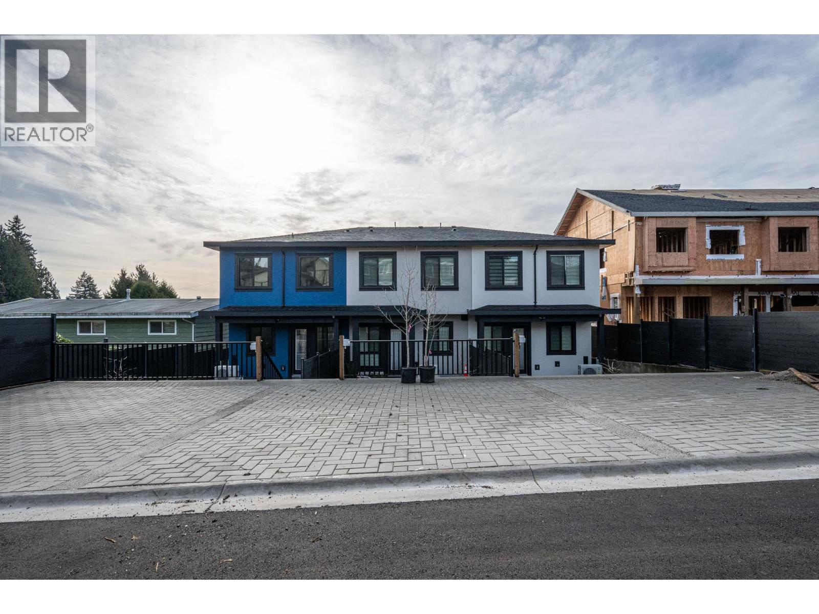 102 1149 DANSEY AVENUE - Photo 3 of 30, Coquitlam, British Columbia