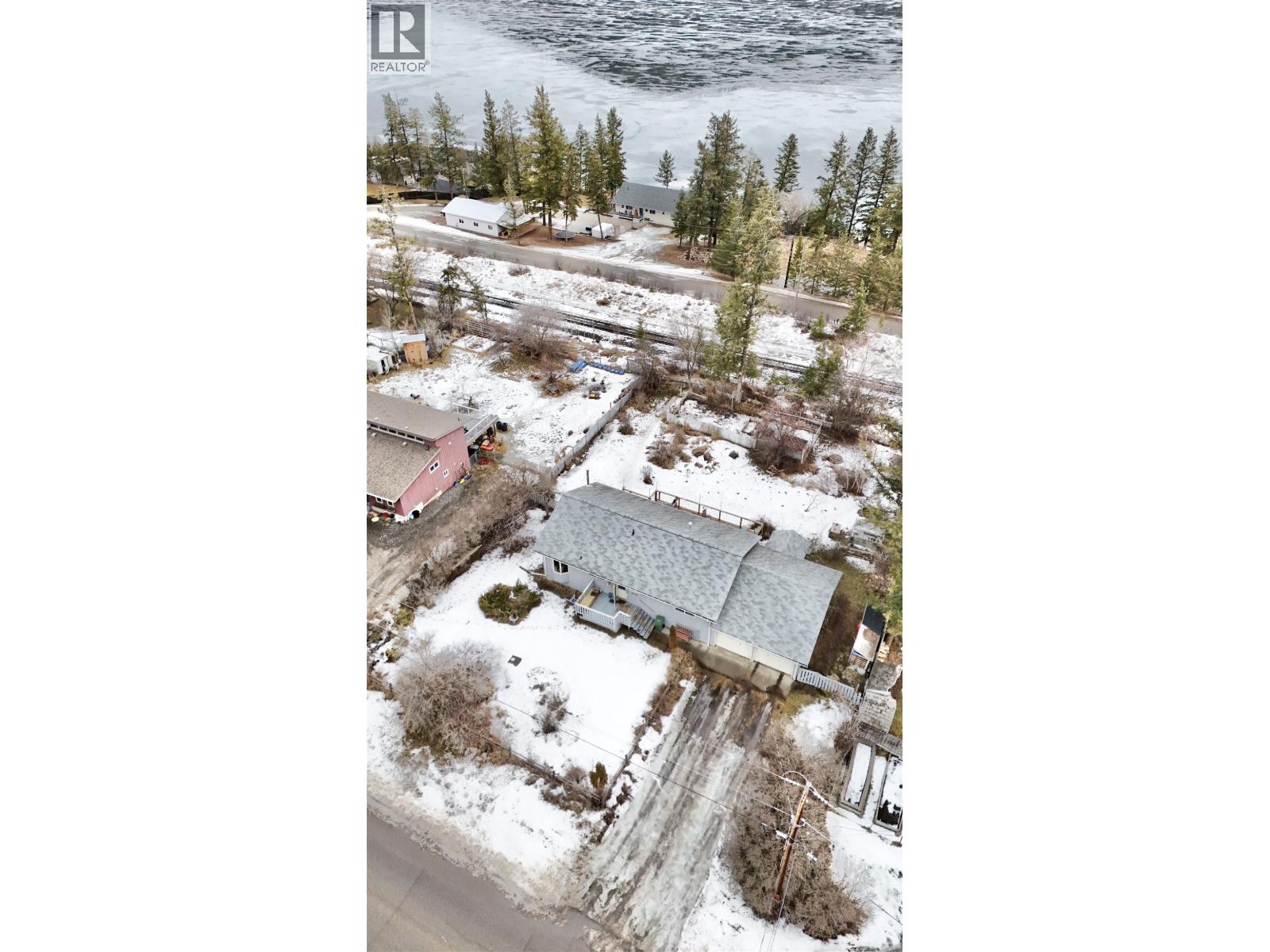 2112 KINGLET ROAD - Photo 3 of 36, Williams Lake, British Columbia