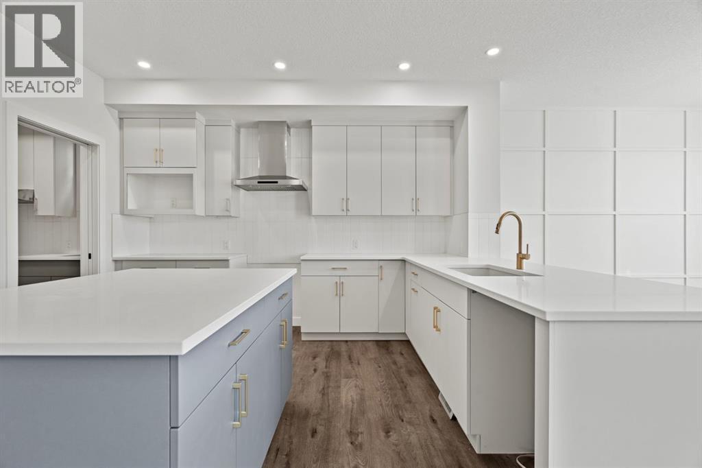 
          2220 Lancaster Heights Southeast
            <br/>
            <span>Airdrie</span>
            , 
            <span>AB</span>
             <span>T4A3R1</span>
         - Photo 5