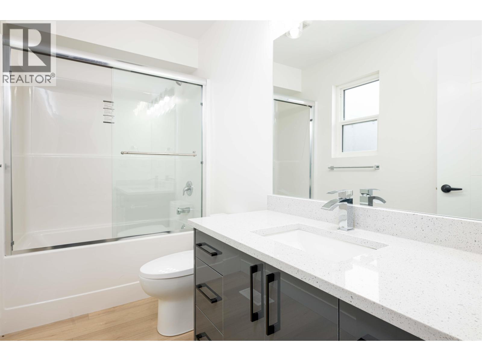 1980 12TH AVENUE - 20