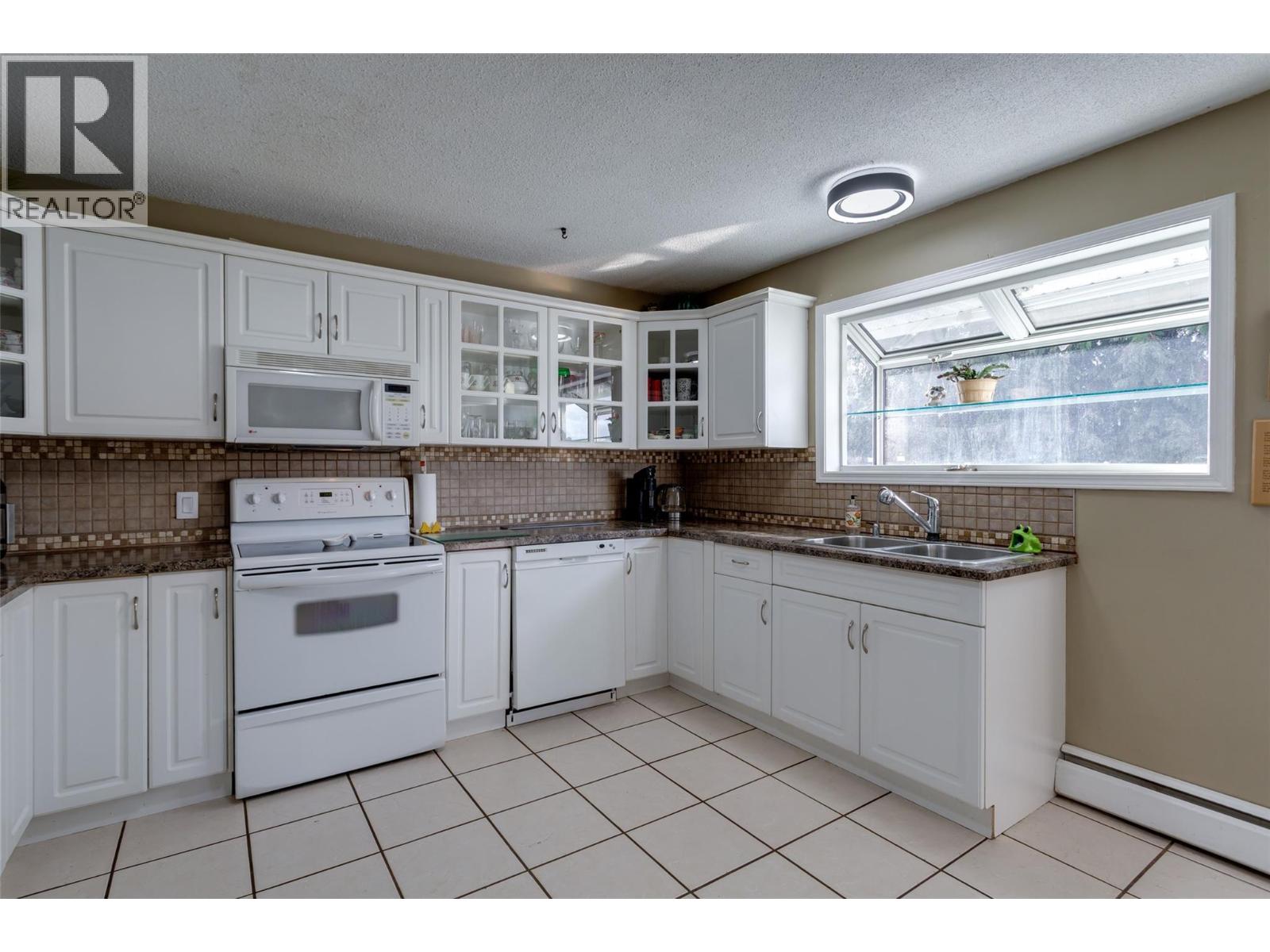 1710 Hollywood Road S, Kelowna