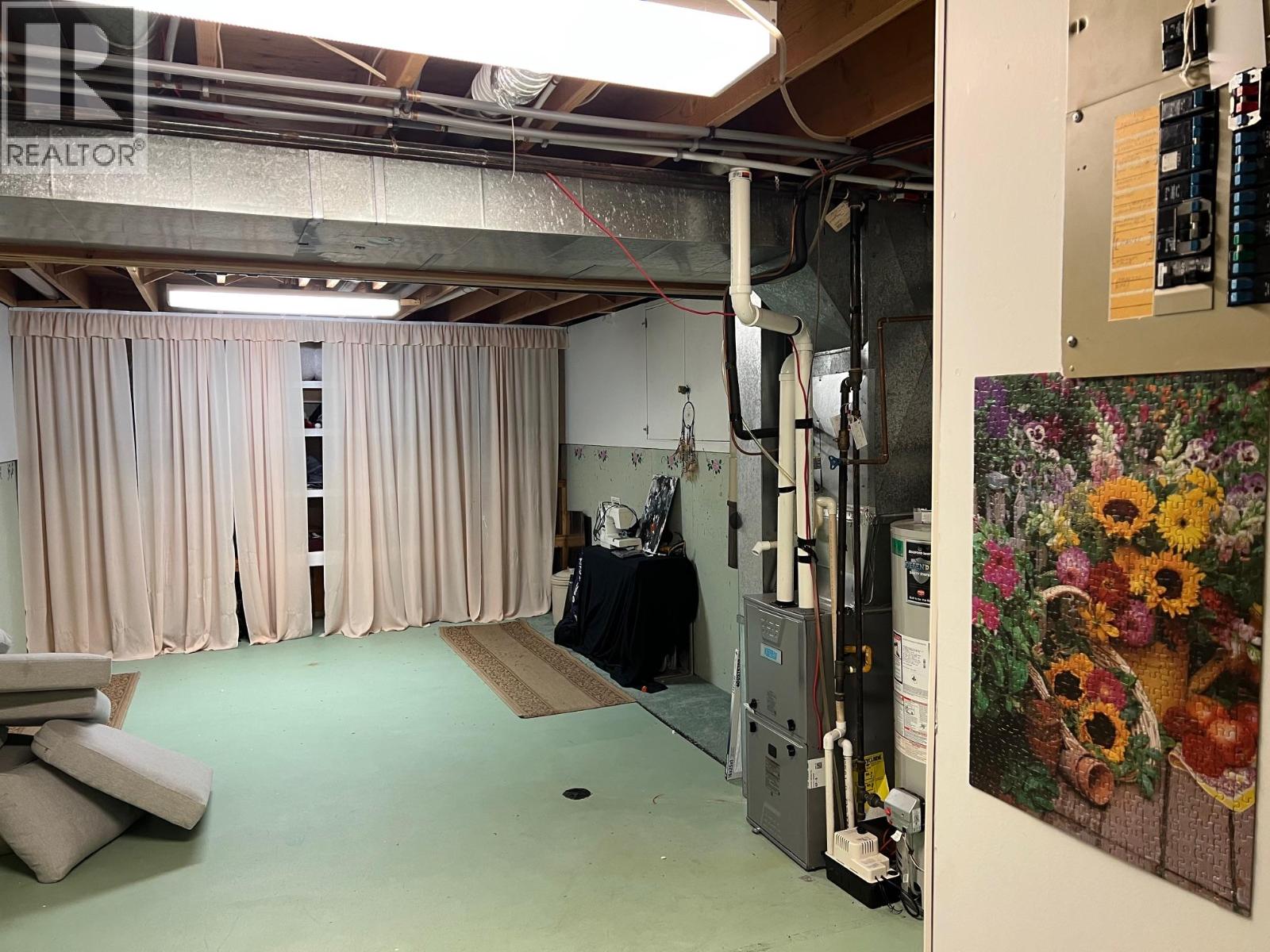 636 6th Avenue, Vernon