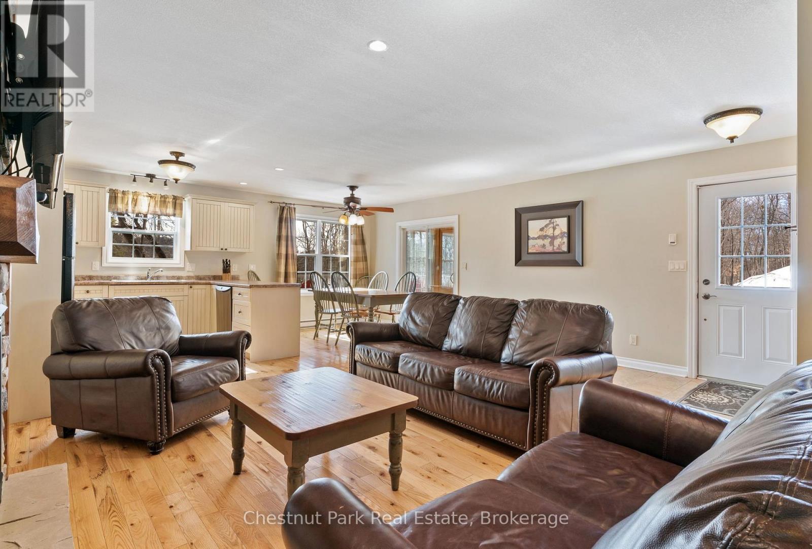 #112-8 1052 RAT BAY ROAD - 11