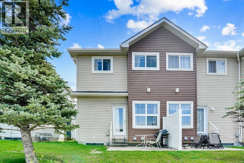 Single Family House for Sale in   Tarawood Lane NE Taradale Calgary 