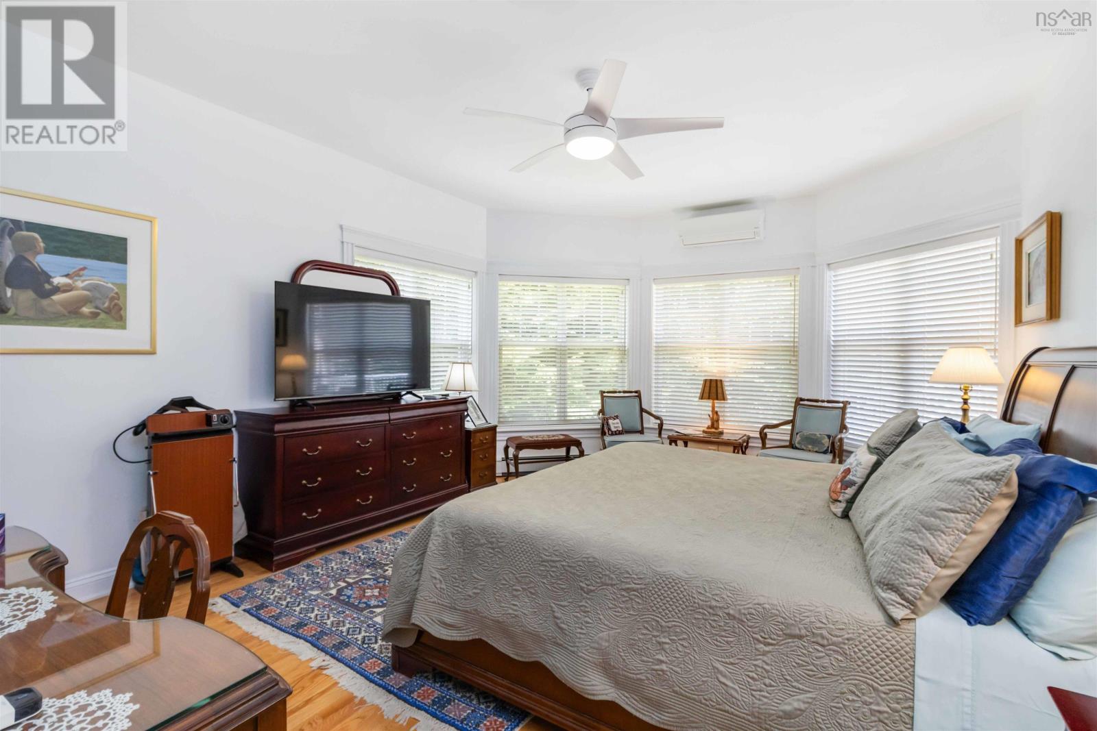 Property 22 of 52 of 34 Greenside Lane