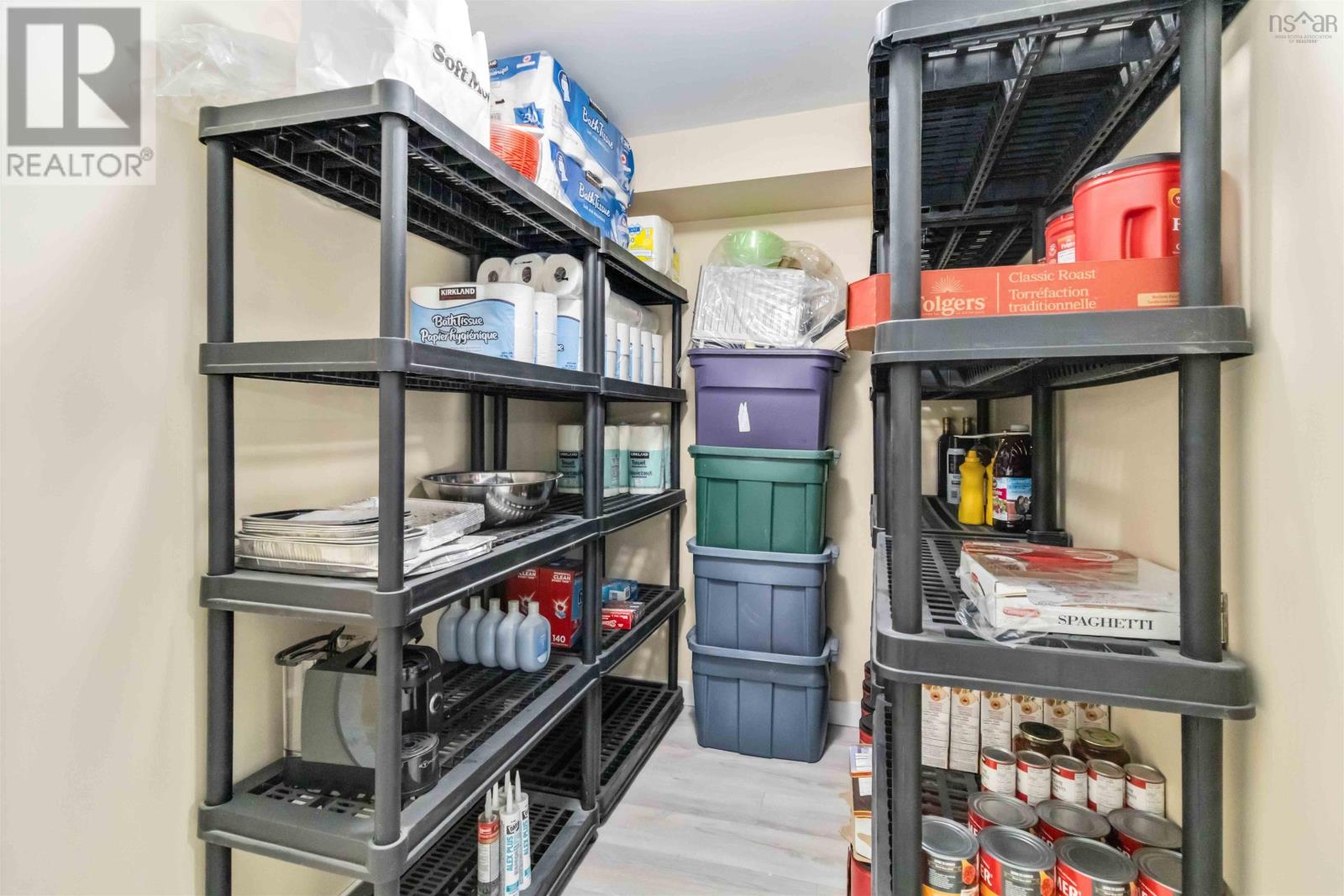 Property 39 of 52 of 34 Greenside Lane