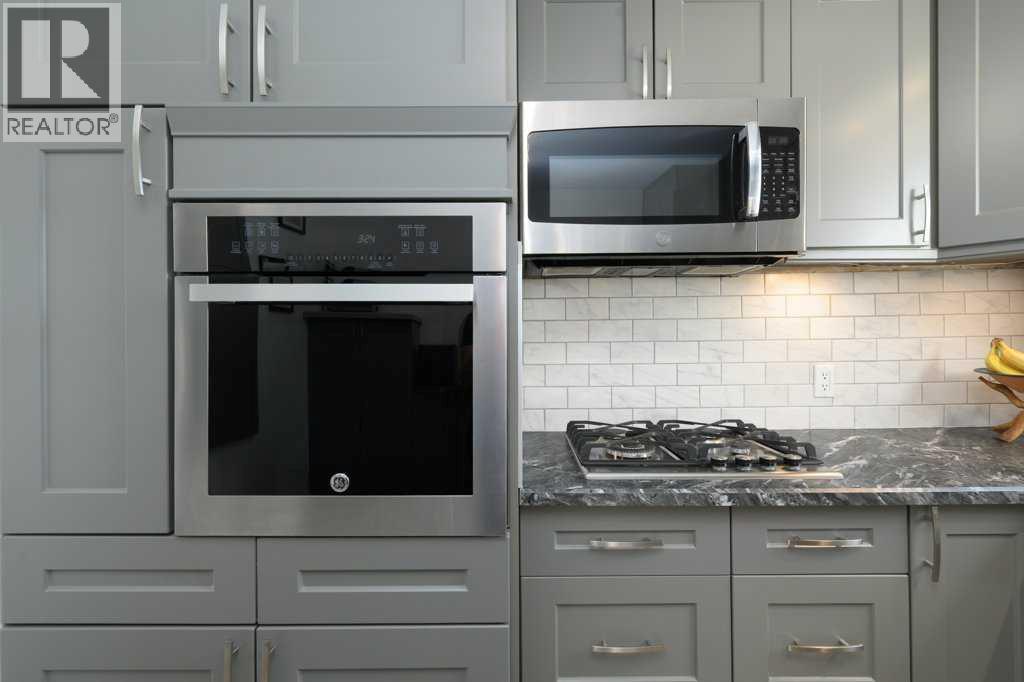 5238 52 Street, Lacombe