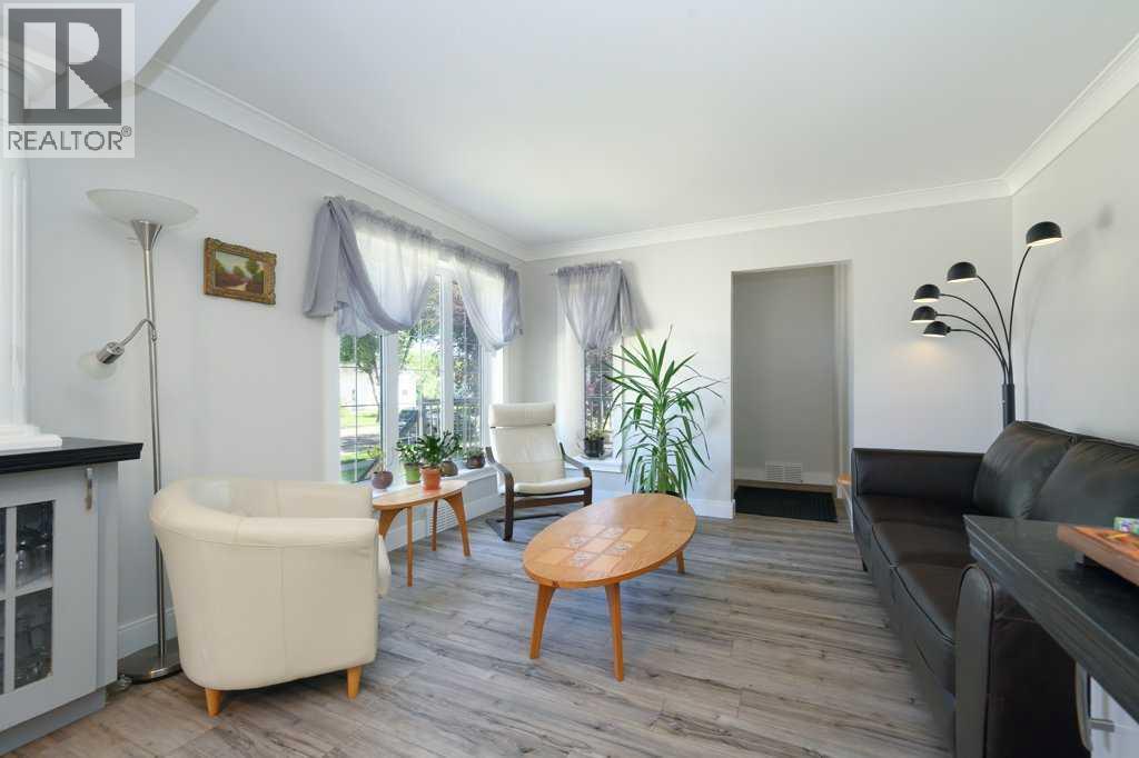 5238 52 Street, Lacombe