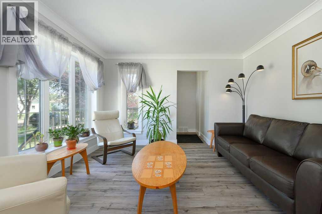 5238 52 Street, Lacombe