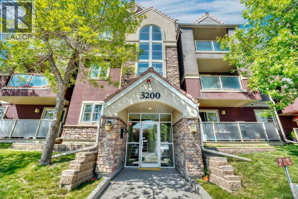 Single Family House for Sale in   Edenwold Heights NW Edgemont Calgary 