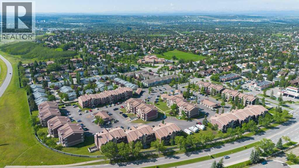 Single Family House for Sale in   Edenwold Heights NW Edgemont Calgary 