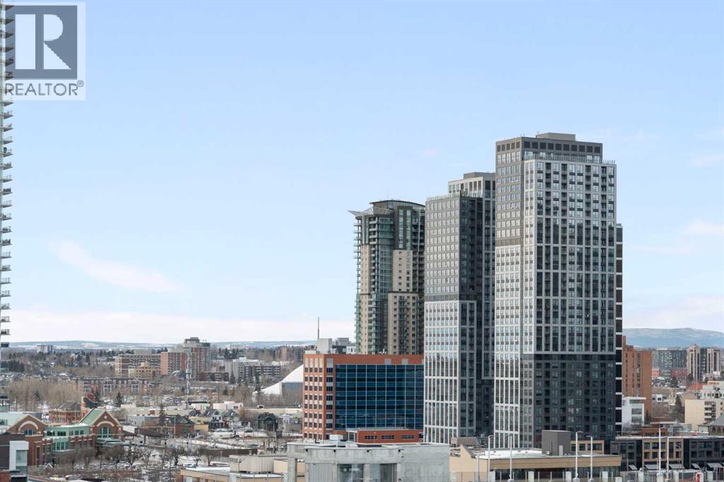 Single Family House for Sale in    Avenue SE Downtown East Village Calgary 