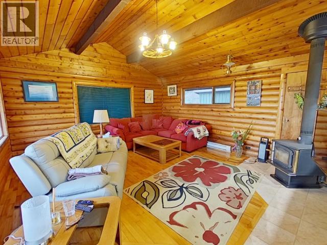 4002 HIGHWAY 101 - Image 2