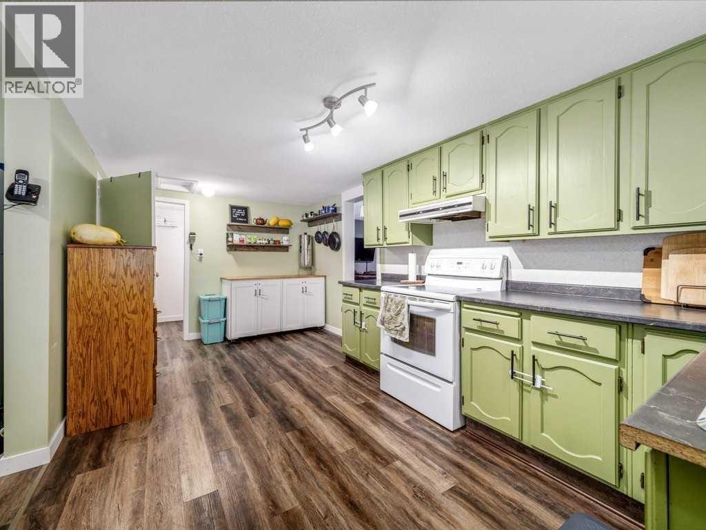 
          1026 7 Street North
            <br/>
            <span>Lethbridge</span>
            , 
            <span>AB</span>
             <span>T1H1Y9</span>
         - Photo 15