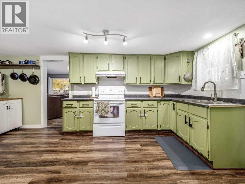 
          1026 7 Street North
            <br/>
            <span>Lethbridge</span>
            , 
            <span>AB</span>
             <span>T1H1Y9</span>
         - Photo 14