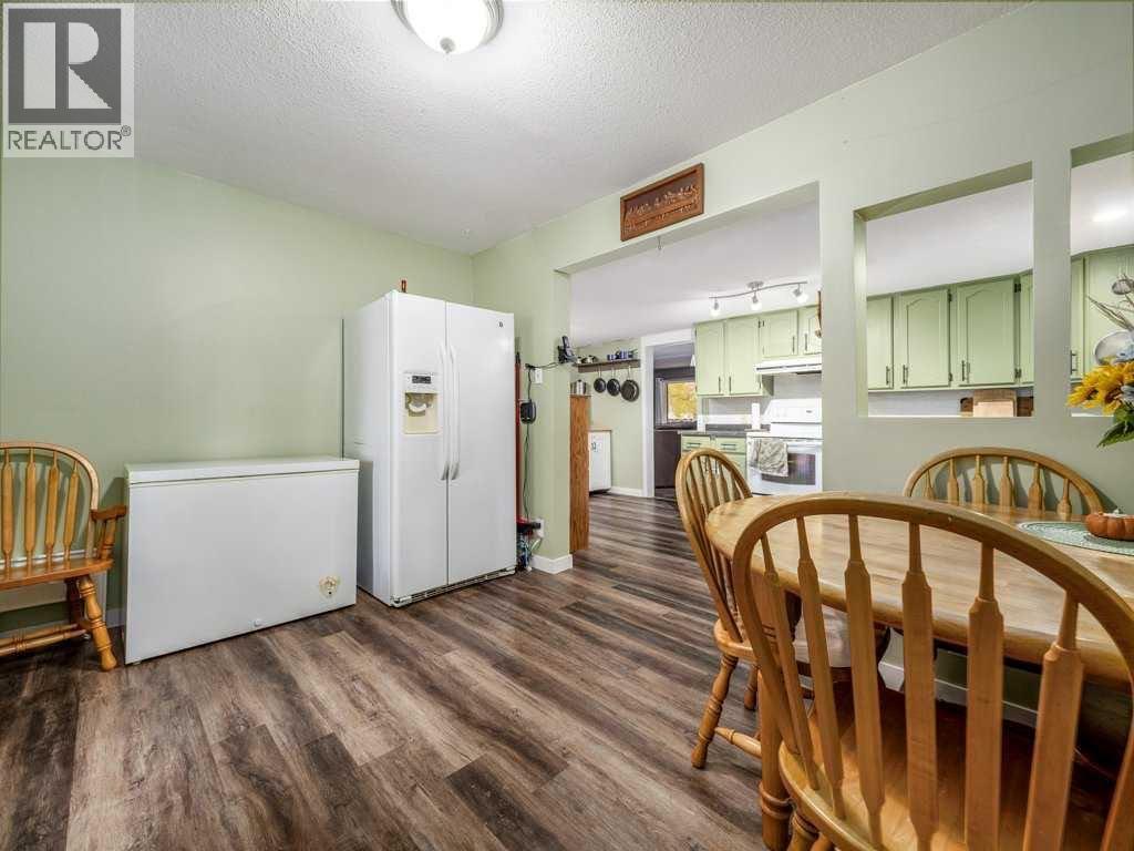 
          1026 7 Street North
            <br/>
            <span>Lethbridge</span>
            , 
            <span>AB</span>
             <span>T1H1Y9</span>
         - Photo 17