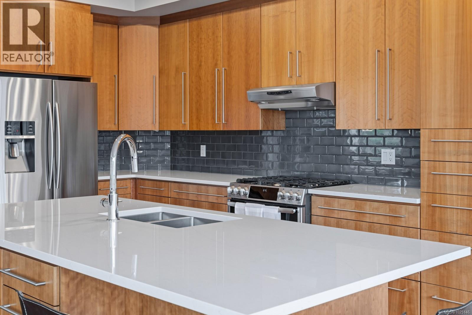 3363 Majestic Dr, Courtenay