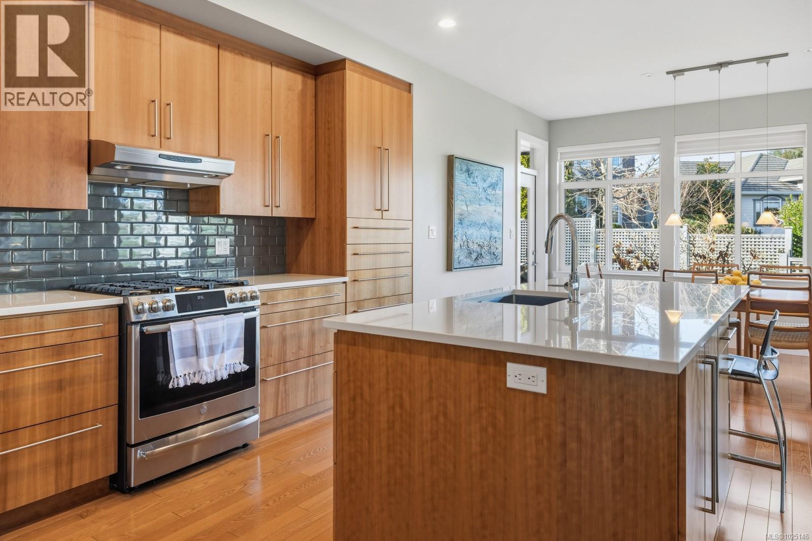 3363 Majestic Dr, Courtenay