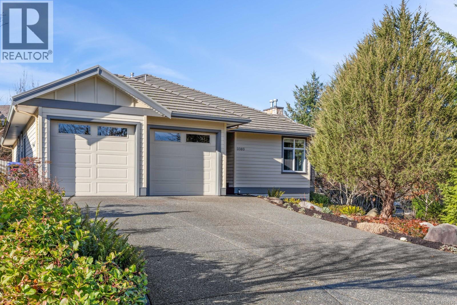 3363 Majestic Dr, Courtenay