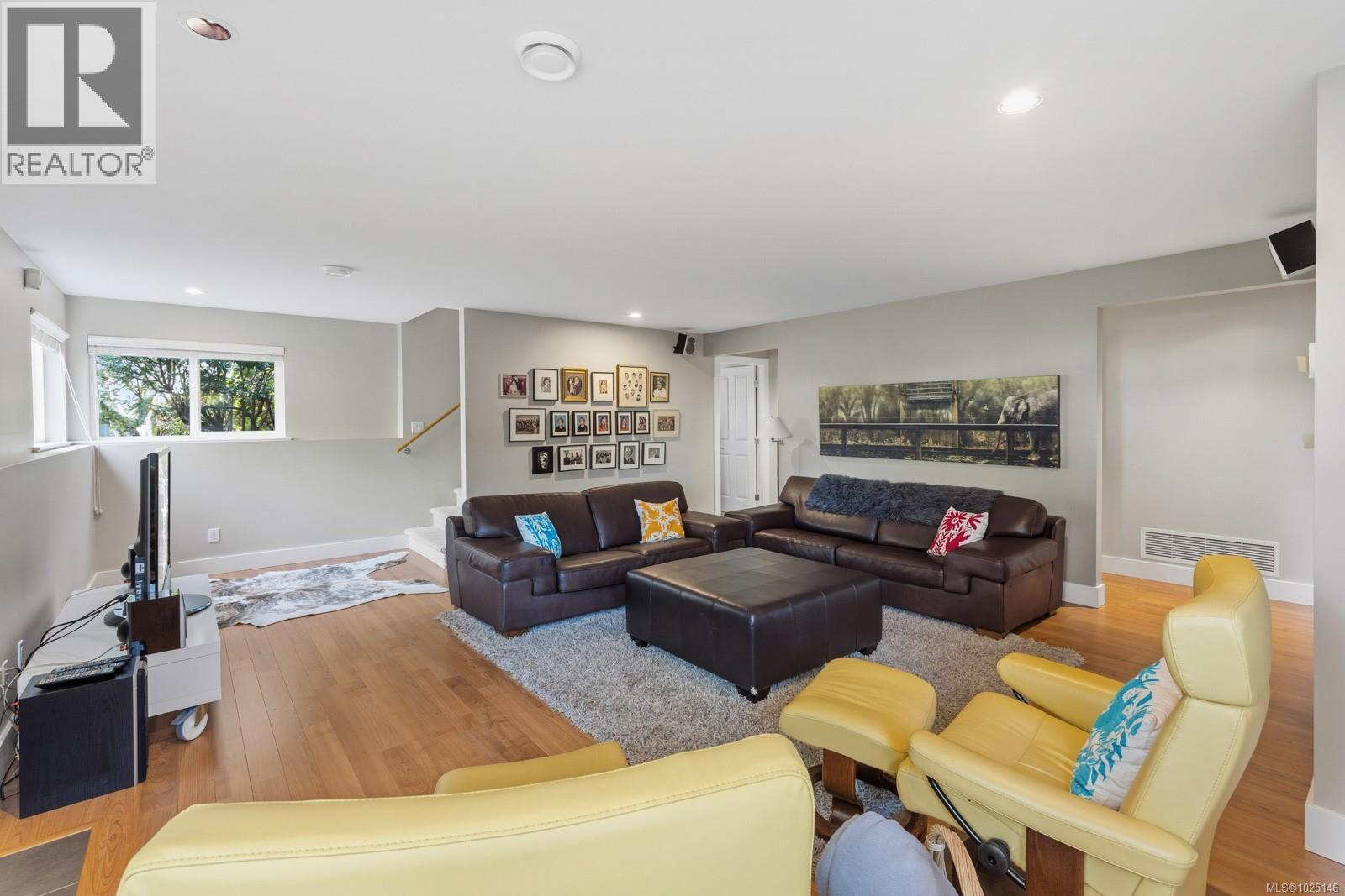 3363 Majestic Dr, Courtenay