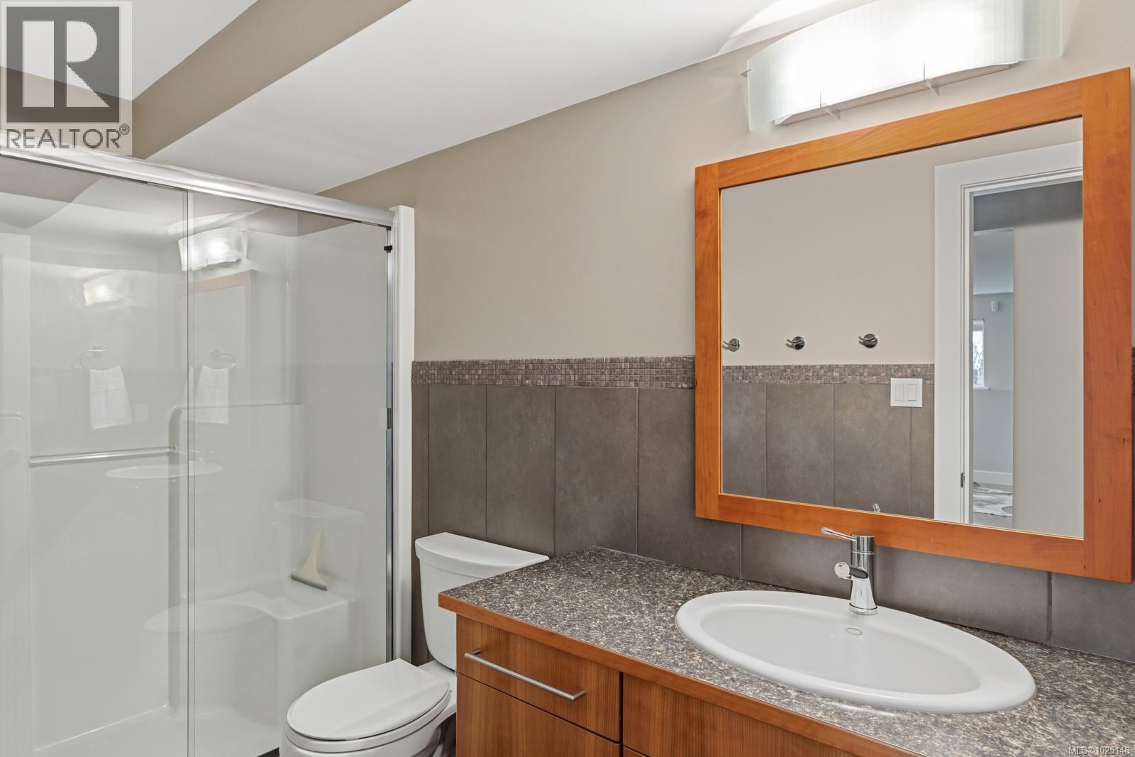 3363 Majestic Dr, Courtenay