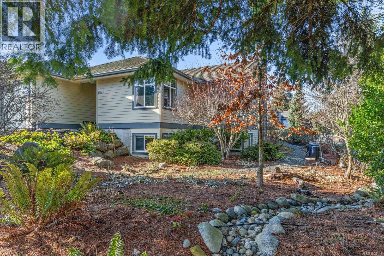 3363 Majestic Dr, Courtenay
