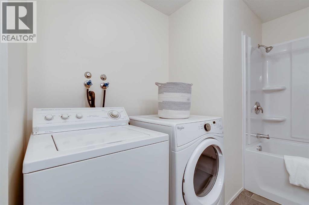 Single Family House for Sale in   Glamis Drive SW Glamorgan Calgary 