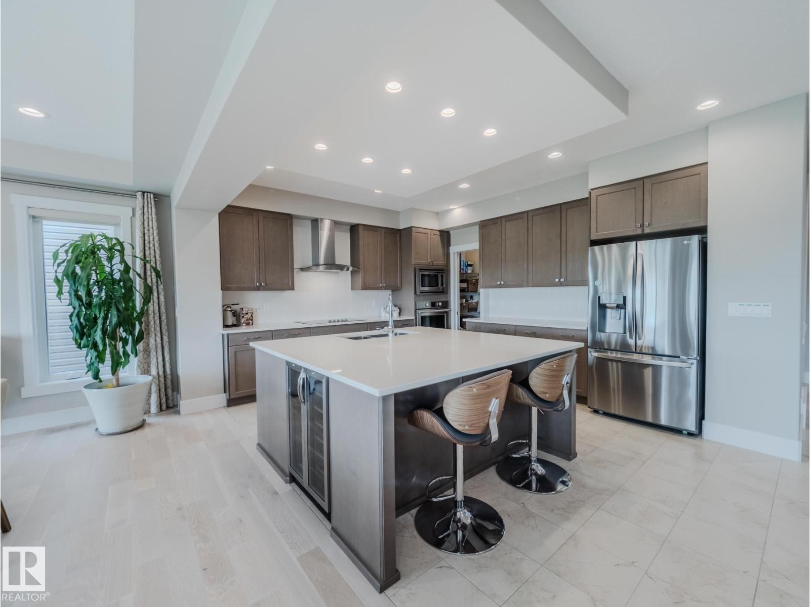 9756 222 ST NW - 10
