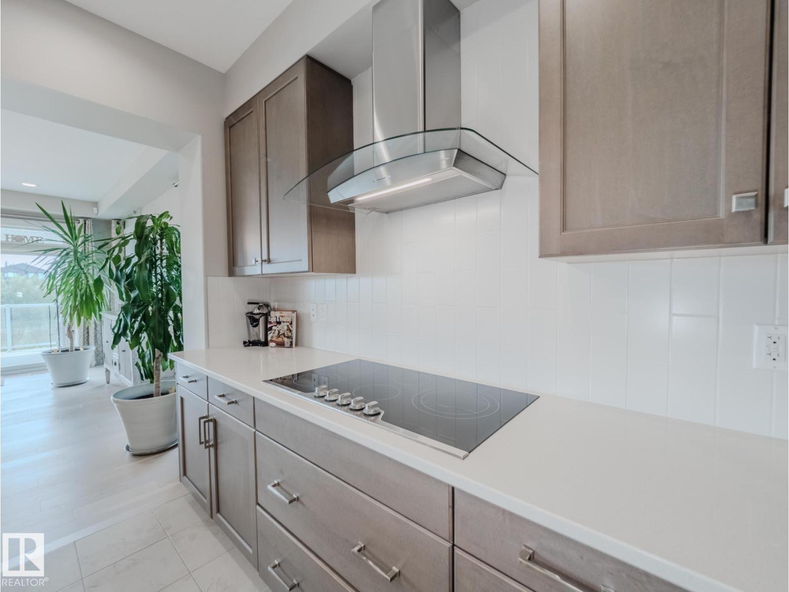 9756 222 ST NW - 13