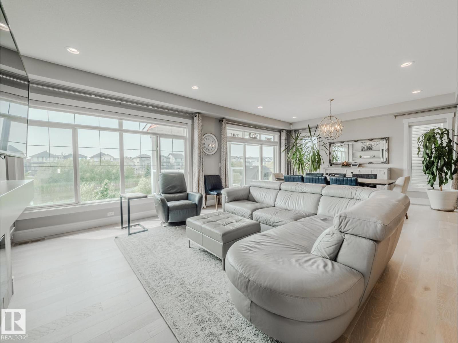 9756 222 ST NW - 19