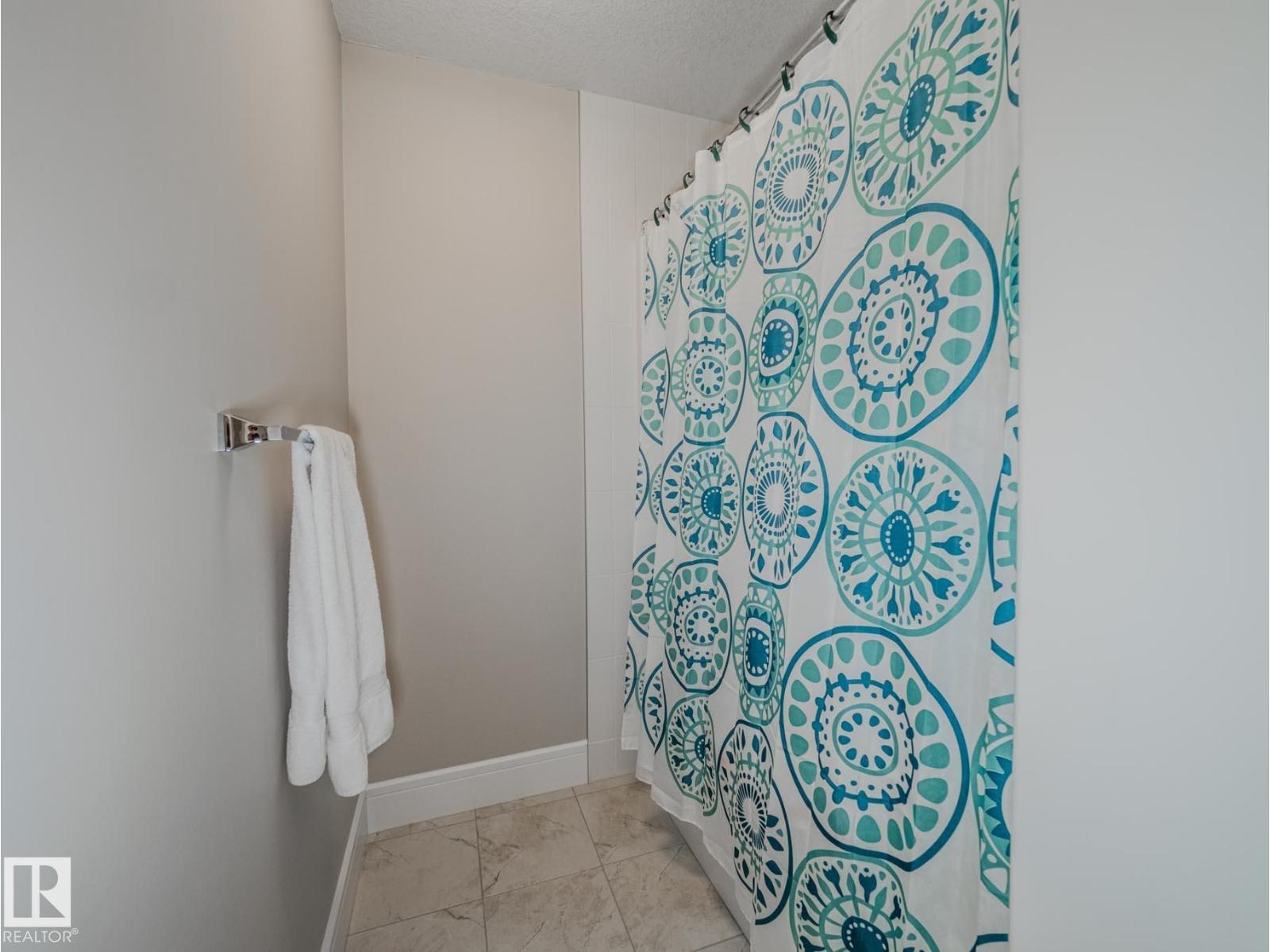 9756 222 ST NW - 34