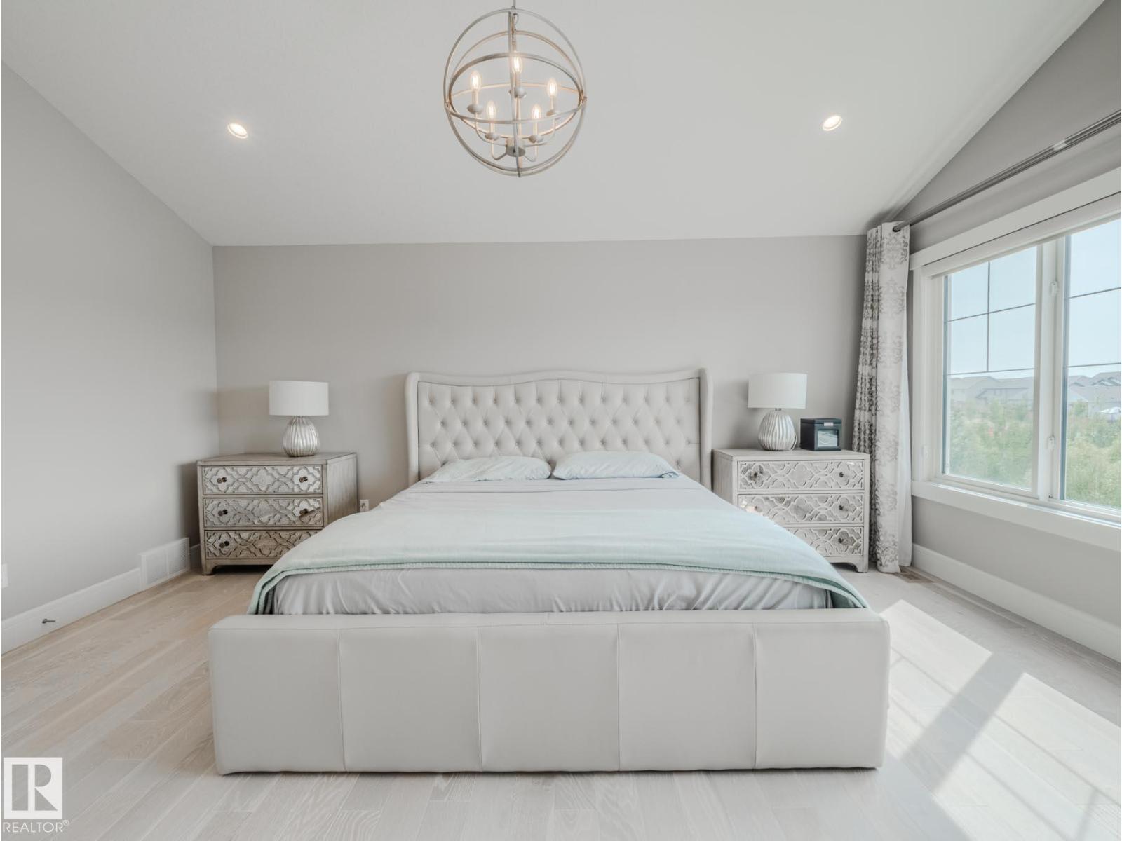9756 222 ST NW - 38